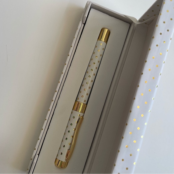 Simplified Gold Dot Pen by Emily Ley - Picture 5 of 6